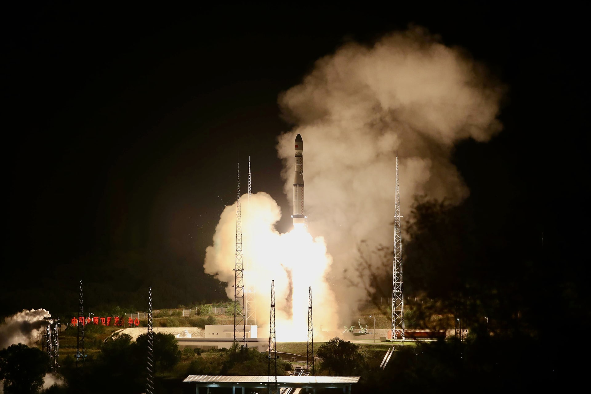 1594-chinas-response-to-starlink-geespace-finishes-very-first-satellite-constellation.jpg
