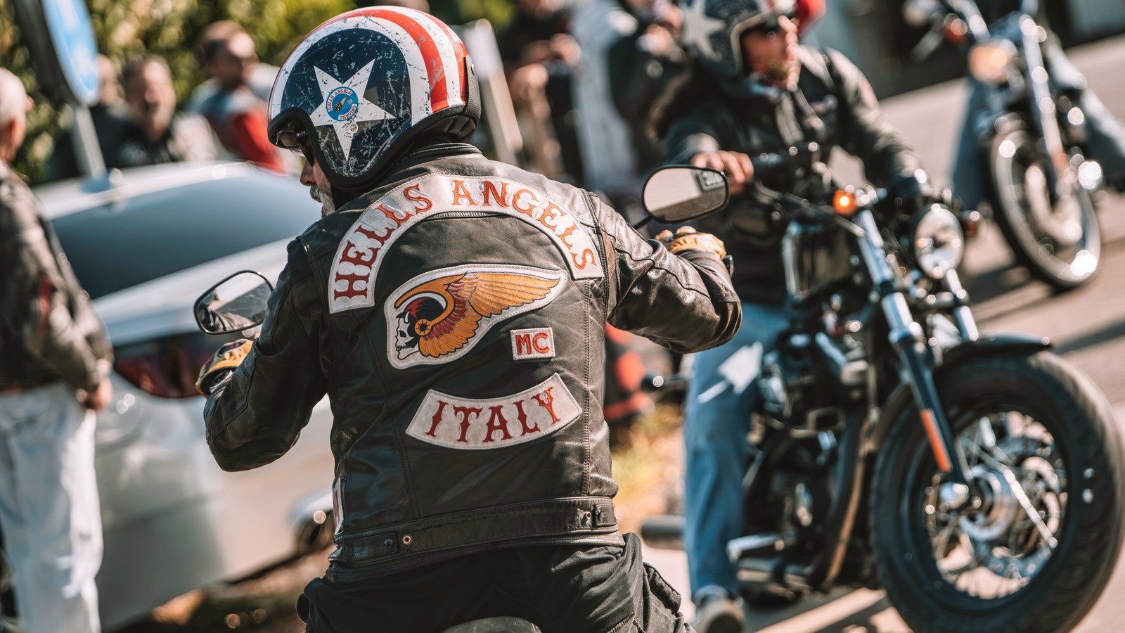 1873-hells-angels-vs-mongols-biker-gang-which-motorcycle-club-is-bigger.jpg